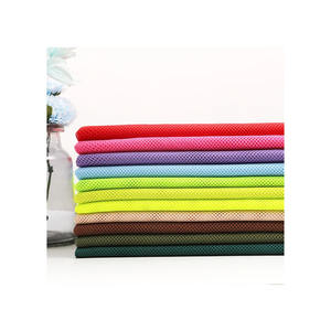 Tissu fonctionnel adapté aux besoins du client de maille de tricot extensible de polyester sec pour des <span class=keywords><strong>t</strong></span>-shirts de <span class=keywords><strong>sport</strong></span> de vêtement d'habillement - Product Image 4