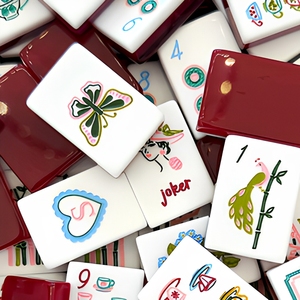 Ensemble de Mahjong Rétro 3 Niveaux en Acrylique Blanc pour Dames - 160 Tuiles Écologiques, Résistantes à l'Eau, Durables, Portables, Modernes et Luxueuses - Product Image 5
