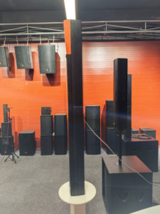 Altavoz <span class=keywords><strong>de</strong></span> columna <span class=keywords><strong>de</strong></span> alta <span class=keywords><strong>calidad</strong></span> Altavoces <span class=keywords><strong>de</strong></span> rango completo para interiores y exteriores Monitor <span class=keywords><strong>de</strong></span> escenario <span class=keywords><strong>de</strong></span> <span class=keywords><strong>estudio</strong></span> <span class=keywords><strong>Precio</strong></span> al por mayor - Product Image 4