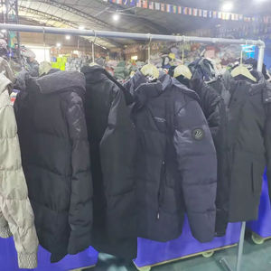 Chaquetas Acolchadas de <span class=keywords><strong>Segunda</strong></span> <span class=keywords><strong>Mano</strong></span> 22D Megan Bales con Cierre, Ropa Usada de Invierno para Hombre - Product Image 1