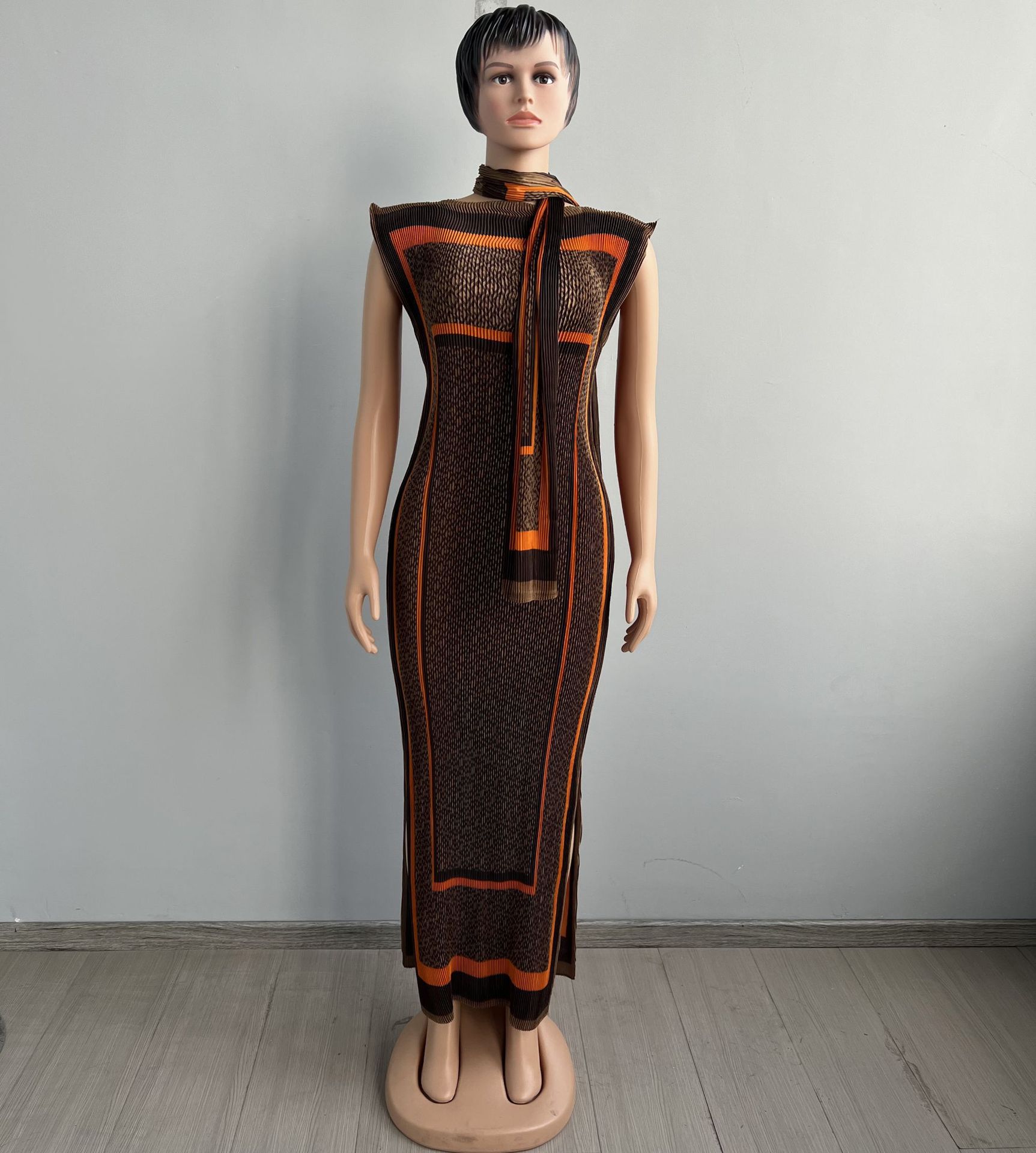 Pleated dress 45