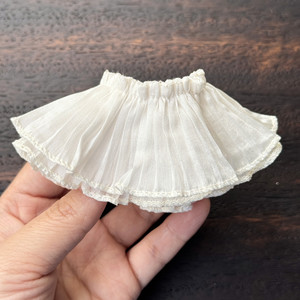 Minifalda Blanca con Volantes Hecha a Mano de Alta Calidad para <span class=keywords><strong>Muñeca</strong></span> de Peluche de 20 cm, Accesorio de <span class=keywords><strong>Ropa</strong></span> para Juguete de Dibujos Animados, Escala 1:3 para Decoración DIY - Product Image 5