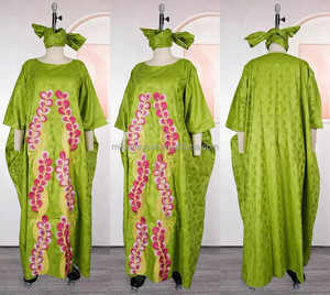 Nouvelle Arrivée 2026 – <span class=keywords><strong>Robe</strong></span> Longue Décontractée Africaine <span class=keywords><strong>Boubou</strong></span> à Motifs Floraux en <span class=keywords><strong>Bazin</strong></span> Brocart pour l'Été et l'Automne - Product Image 6