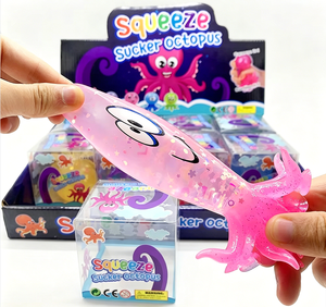 Nouveau produit créatif transfrontalier : Puzzle anti-stress compressible en gel pailleté doré, avec ventouse et expression amusante de pieuvre - Product Image 4