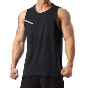 Chaleco de malla para hombre: Chaleco de entrenamiento versátil y aireado para hombre, ideal para capas o usar solo durante el entrenamiento de clima cálido - Product Image 2