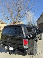 Aluminum Hard Shell Camper for RAM 1500 Toyota Tacoma 3rd Gen Tundra Chevrolet Nissan Frontier D22 Overland with Top Tool Box