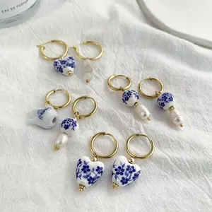 2023 Wholesale Vintage Tiny Geometric Pink Light Blue White Enamel Ceramic Dripping Oil Porcelain Heart Hoop Earrings For Women