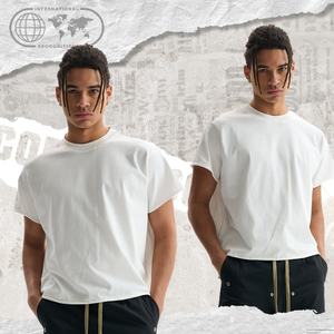 T-Shirt da Uomo Personalizzata di Alta Qualità 250 GSM, Modello Dritto per Fitness, Vestibilità Ampia, Bianca, Senza Stampe - Product Image 2