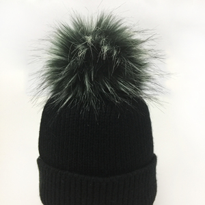 12-14cm vert foncé avec pointe blanche <span class=keywords><strong>fourrure</strong></span> artificielle en peluche <span class=keywords><strong>fausse</strong></span> <span class=keywords><strong>fourrure</strong></span> de renard pompon avec bouton pour bonnet (pour les articles en stock uniquement) - Product Image 3