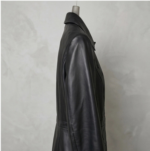 Cappotto <span class=keywords><strong>trench</strong></span> da <span class=keywords><strong>donna</strong></span> in 100% <span class=keywords><strong>pelle</strong></span> di montone, giacca a vita media con trapuntatura a rombi e colletto risvoltabile - Product Image 5
