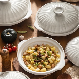 Casserole en céramique peu profonde de qualité alimentaire, résistante aux hautes températures, compatible avec les cuisinières à gaz, avec couvercle. - Product Image 2