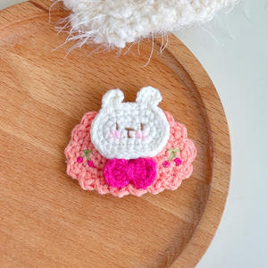 Grazioso Fermaglio <span class=keywords><strong>per</strong></span> Capelli a Forma di Coniglio con Ciliegia, Fatto a Mano in Lana, Ecologico, Colore Caramella <span class=keywords><strong>per</strong></span> Bambine - Product Image 1