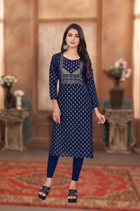 Rayonne à la demande de 14kg avec impression en feuille Kurti pour femme avec un beau travail de motif de séquence de broderie - Product Image 4