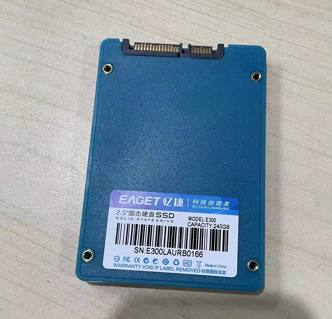 EAGET SSD E300 120GB/240GB/480GB/960GB 内蔵型SATA3.0 SSD 2.5インチ