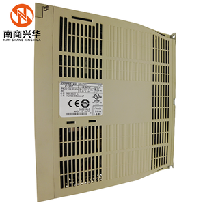 Nuevo Amplificador Original SGDM50ADA, Controlador de Sistema de Control CNC, Controlador de Servoaccionamiento de CA SGDM-50ADA - Product Image 2