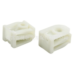 คลิปพลาสติกแบบ C ของ Jiechuang Auto Parts สำหรับแผ่นกันกระแทก Baojun รุ่น 07147311312 - Product Image 1