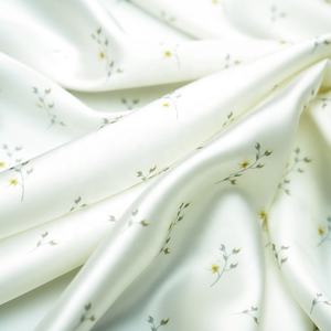 Tessuto di seta Charmeuse personalizzato all'ingrosso 100% tessuto di seta stampato gelso - Product Image 3