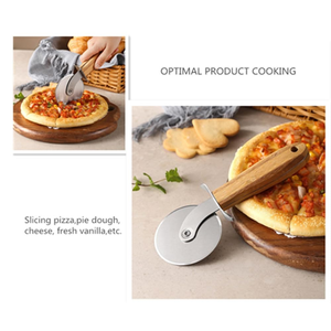 Roulette à pizza durable en acier inoxydable avec manche en bois - Product Image 4