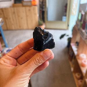 Piedras de Obsidiana Negra Natural al por Mayor, Cristales de Obsidiana en Bruto para Decoración del Hogar, Fabricación de Joyas y Colección de Minerales - Product Image 4