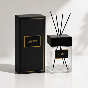 Aikun 5000ml Boîte Noire Échantillon 3 Jours Expédition 7 Jours Grande Capacité Diffuseur à Bâtonnets en Verre Carré avec Logo Autocollant et Parfum Longue Durée - Product Image 1