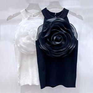 Nouveauté été 2024, tricot sexy, débardeur court femme, noir et <span class=keywords><strong>blanc</strong></span>, fleur 3D, débardeur en tricot sans manches sexy, coupe ajustée, débardeur à bretelles - Product Image 5