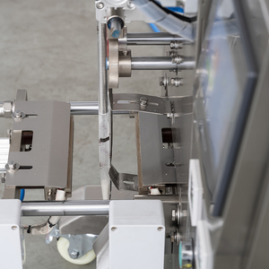 Machine d'emballage verticale pour aliments en sachet pour petites entreprises, avec mesure automatique, pour cacahuètes grillées, noisettes, chips de <span class=keywords><strong>banane</strong></span>, snacks - Product Image 6