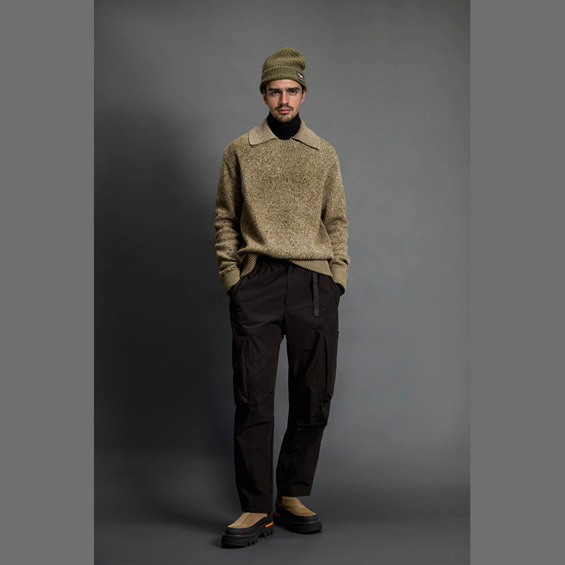 Jacquard Detailing Crew Neck with Oversized Ribbed Collar Men's Sweaters