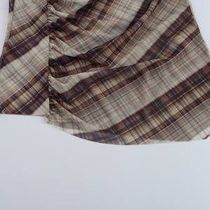 MYST & ZA mujer 2025 primavera nuevo escote asimétrico Retro a cuadros <span class=keywords><strong>tul</strong></span> plisado Camiseta <span class=keywords><strong>de</strong></span> <span class=keywords><strong>manga</strong></span> <span class=keywords><strong>larga</strong></span> 5039280 - Product Image 5