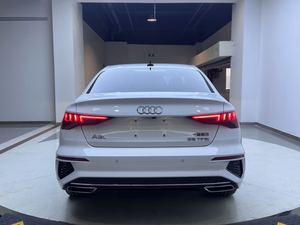Voiture d'occasion très demandée Audi A3 2023 Facelift A3L Limousine 35 TFSI Luxe Sport - Product Image 6