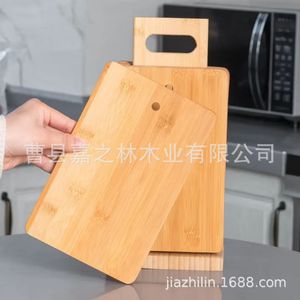 Planche à découper carrée en bois créative avec support, planche à découper de cuisine en bois, peut être accrochée, en bois massif double face pour aliments pour bébés - Product Image 2
