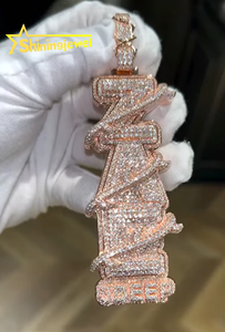 จี้ตัวอักษรแบบกำหนดเอง เครื่องประดับแบบ Iced Out เงินแท้ 925 ประดับเพชรโมอิสซาไนต์ VVS จี้ฮิปฮอปแนวตั้งแบบ Iced Out - Product Image 5