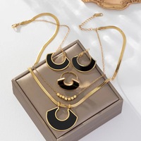 Ensemble de bijoux pour femmes en acier inoxydable plaqué or 18 carats avec perle, coquillage, zircon, cœur et papillon - pour mariage et fête, comprend bracelet et bague