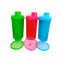 Bouteille de shaker en plastique pour protéines, personnalisée, résistante, de qualité supérieure, 500 ml, anti-fuite, gobelet mélangeur pour l'entraînement, cadeaux d'entreprise