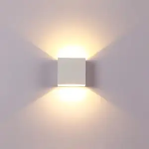 Modern LED duvar iç mekan lambası aydınlatma dekor ev Bar başucu yatak lambaları goblen düzenlendi dünya yatak odası ışık için 110-220V