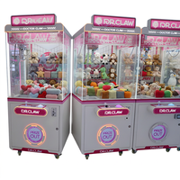 Machine de jeu d'arcade à griffes en gros avec prise américaine, langue anglaise, alimentation 110V pour usage intérieur, machines à poupées à monnayeur