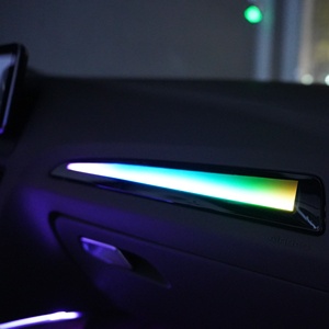 Système d'éclairage d'ambiance pour véhicule RHD avec contrôle sans fil Bluetooth et synchronisation des couleurs multi-zones - Product Image 5