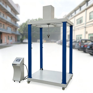 Équipement d'essai d'impact par oscillation pour valises de voyage, pour vérifier la résistance des coutures de la poignée et la solidité structurelle globale - Product Image 1