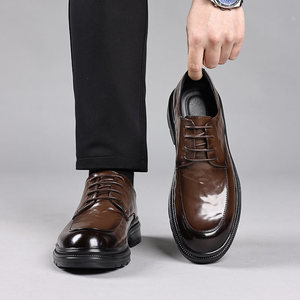 รองเท้าหนังหัวเหลี่ยมผู้ชายขายส่งจากโรงงาน น้ำหนักเบา หรูหรา เหมาะสำหรับธุรกิจและงานทางการ พื้นหนา ระบายอากาศได้ดี กันลื่น - Product Image 3