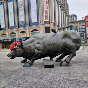 Современная крупногабаритная латунная Бронзовая статуя быка скульптура ручной работы из металла для украшения сада элегантная Современная дизайнерская модель - Product Image 4