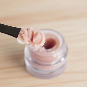 Baume nourrissant <span class=keywords><strong>pour</strong></span> cils et sourcils Bomb Deluxe Vegan Cysteamine enrichi en kératine, réparation profonde semi-permanente, nourrissant <span class=keywords><strong>pour</strong></span> les <span class=keywords><strong>cheveux</strong></span> faibles et abîmés - Product Image 3