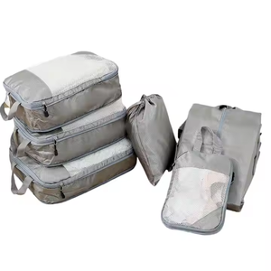 Ensemble de sacs de rangement compressibles - 6 pièces - Tissu polyester pliable carré pour l'organisation des bagages de voyage - Product Image 1