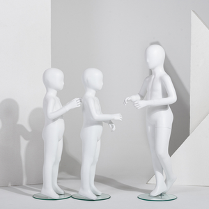 Nouveautés : Mannequin Homme Élégant et Réaliste, Modèle de Présentation Durable et Tendance pour Magasin - Product Image 2