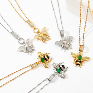 Collier pendentif abeille, chaîne en alliage, incrustation de zircone cubique, plaqué or, ton argent, style classique, bijoux unisexes, cadeau - Product Image 1