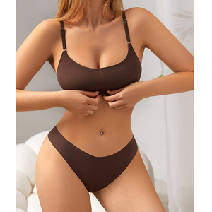 Ensemble de sous-vêtements string sexy sans couture grande taille pour femmes Hipster respirant bretelles ajustées sans armatures montre petit ensemble de culotte de soutien-gorge - Product Image 1