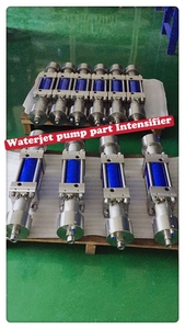 Machine de découpe à jet d'eau industrielle à 4 axes, équipement de découpe haute pression et haute précision pour l'atelier de fabrication de tôles métalliques - Product Image 4