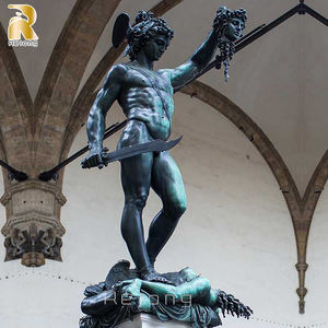 Escultura de Bronce de Gran Tamaño, Clásica, Fundida, de Perseo Sosteniendo la Cabeza de Medusa, para Jardín o Parque - Product Image 1