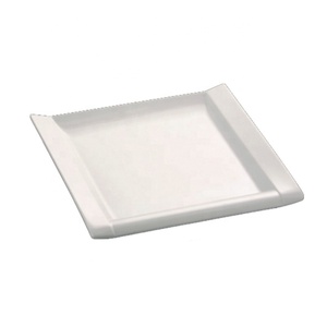 Vente en gros de plats de restaurant nordique Assiette de présentation en mélamine carrée blanche de 10 pouces - Product Image 1