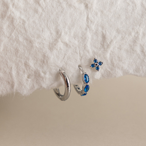 Ensemble de boucles d'oreilles J&D Jewelry en zircone bleue, couleur argent, acier inoxydable, étanche, avec créoles marquise et clous trèfle, coffret cadeau - Product Image 5