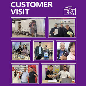 Baño Exterior Moderno con Ducha, Remolque Sanitario Compatible con ADA, Inodoros Químicos Portátiles - Product Image 1