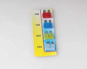 Kit d'outils d'urgence pour véhicule en plastique rouge durable avec marteau de sécurité pour panne de voiture et assistance routière Garantie 1 an - Product Image 6